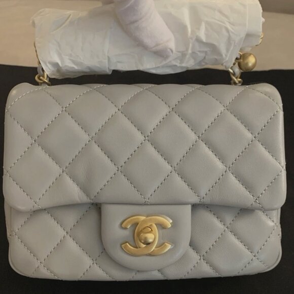 Chanel 21B Classic Mini Square Pearl Crush Lambskin Quilted Flap Bag, Gray, NIB - Picture 4 of 16